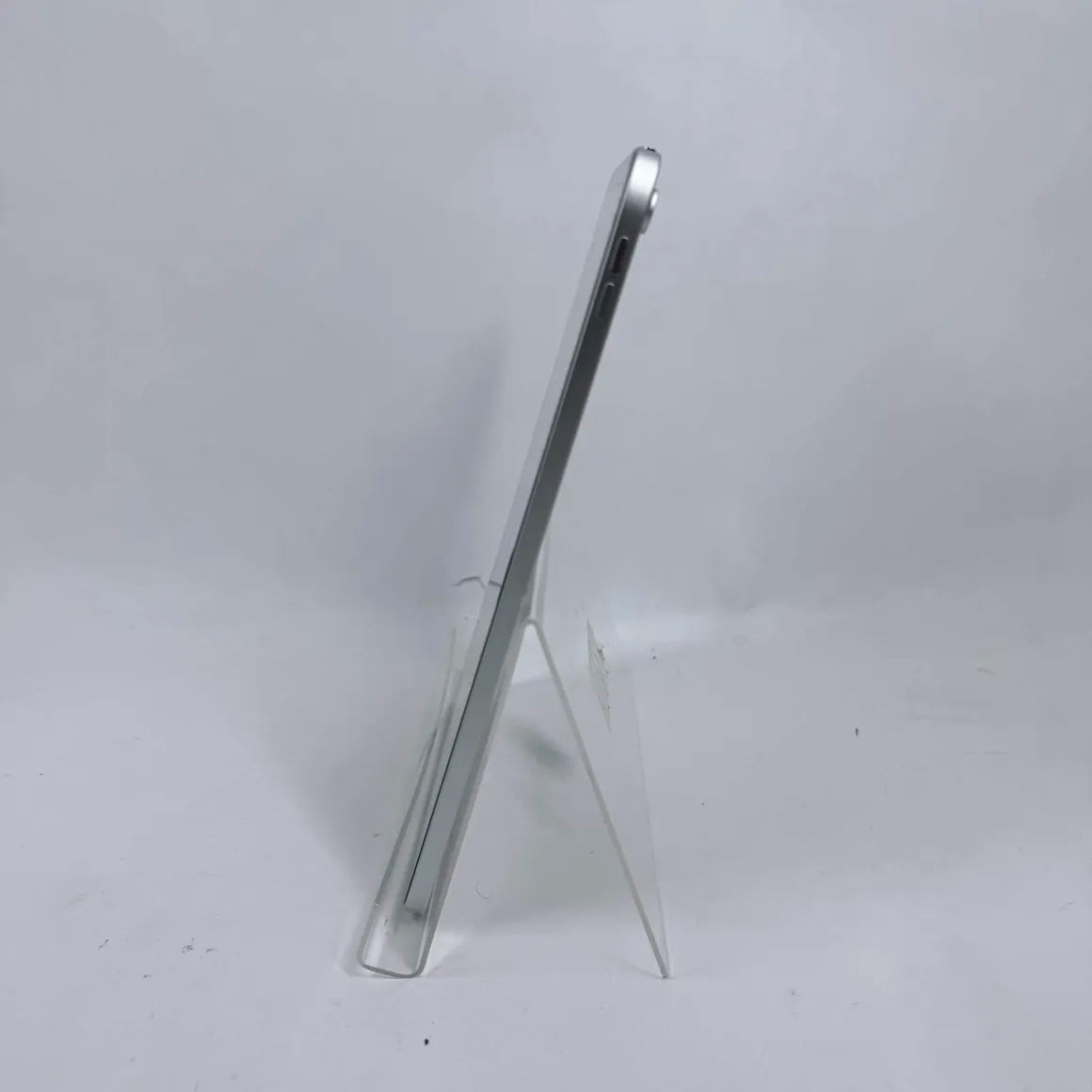 WiFi Only Apple iPad 11" (A16) 128GB Silver MD3Y4LL/A