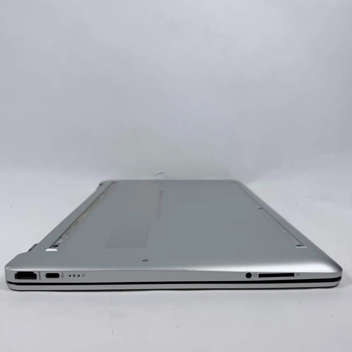 Broken HP Laptop 4L0C9EGM 11" i5-1135G7 3.5GHz 16GB RAM 256GB SSD