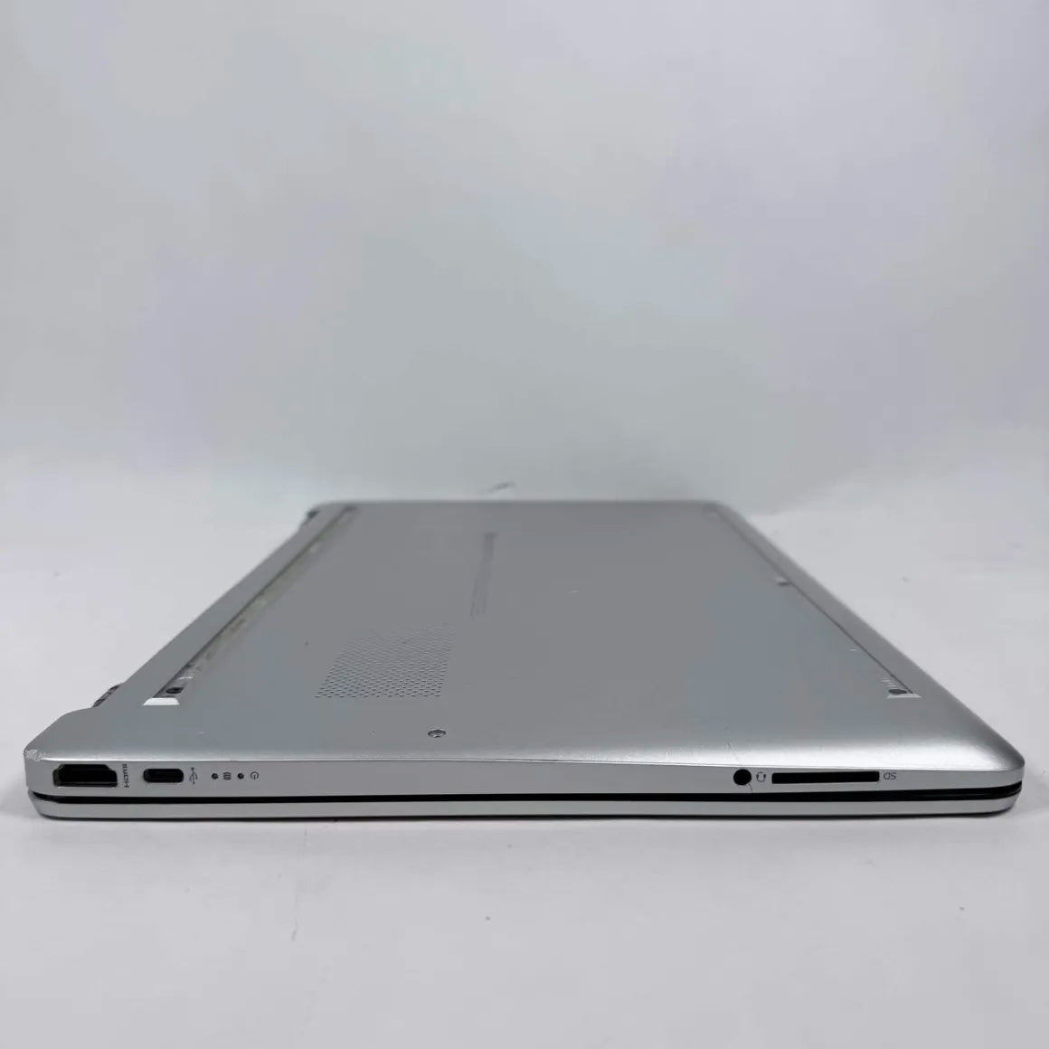 Broken HP Laptop 4L0C9EGM 11" i5-1135G7 3.5GHz 16GB RAM 256GB SSD
