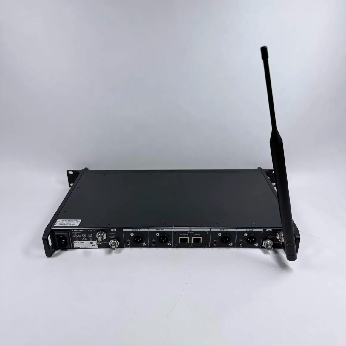 Shure ULXD4Q H50 534-598 MHz Digital Wireless Receiver