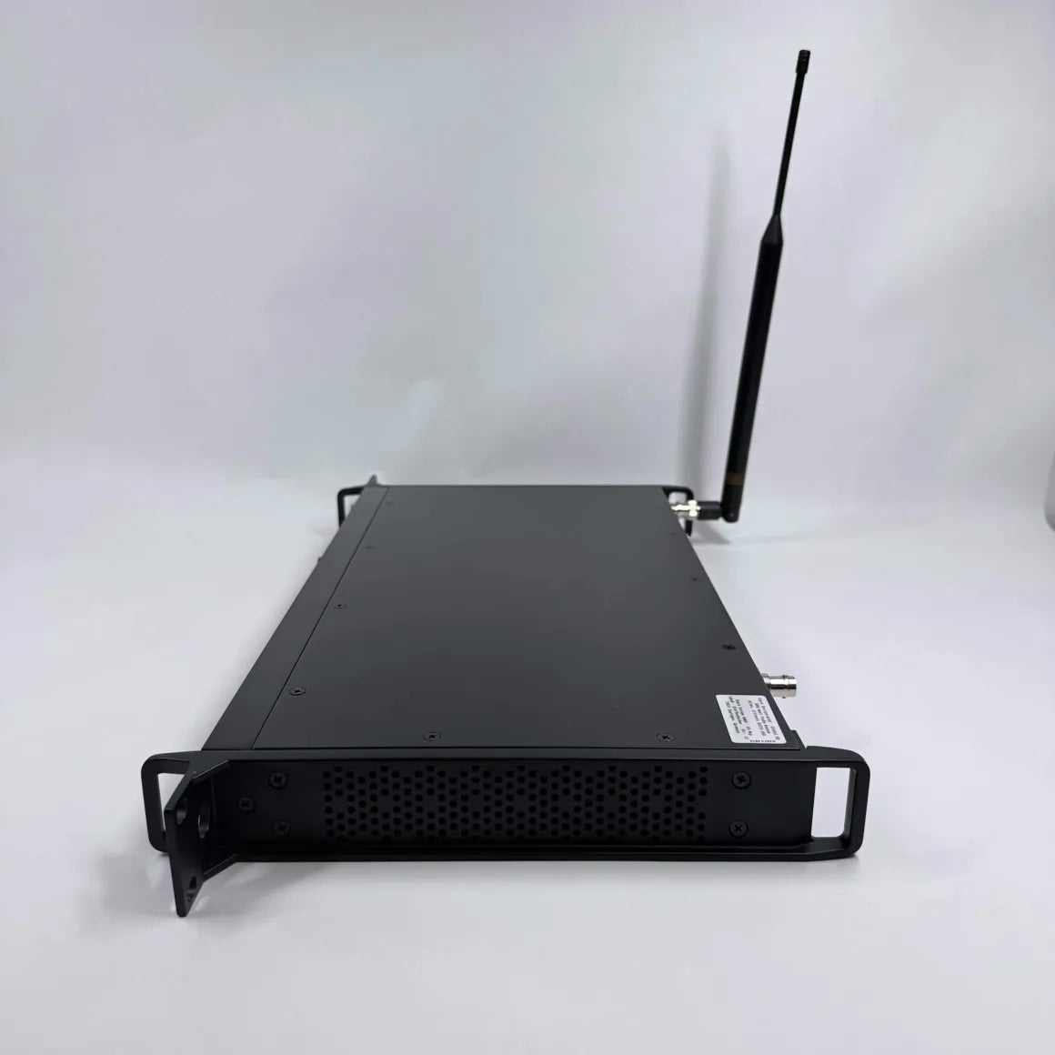 Shure ULXD4Q H50 534-598 MHz Digital Wireless Receiver