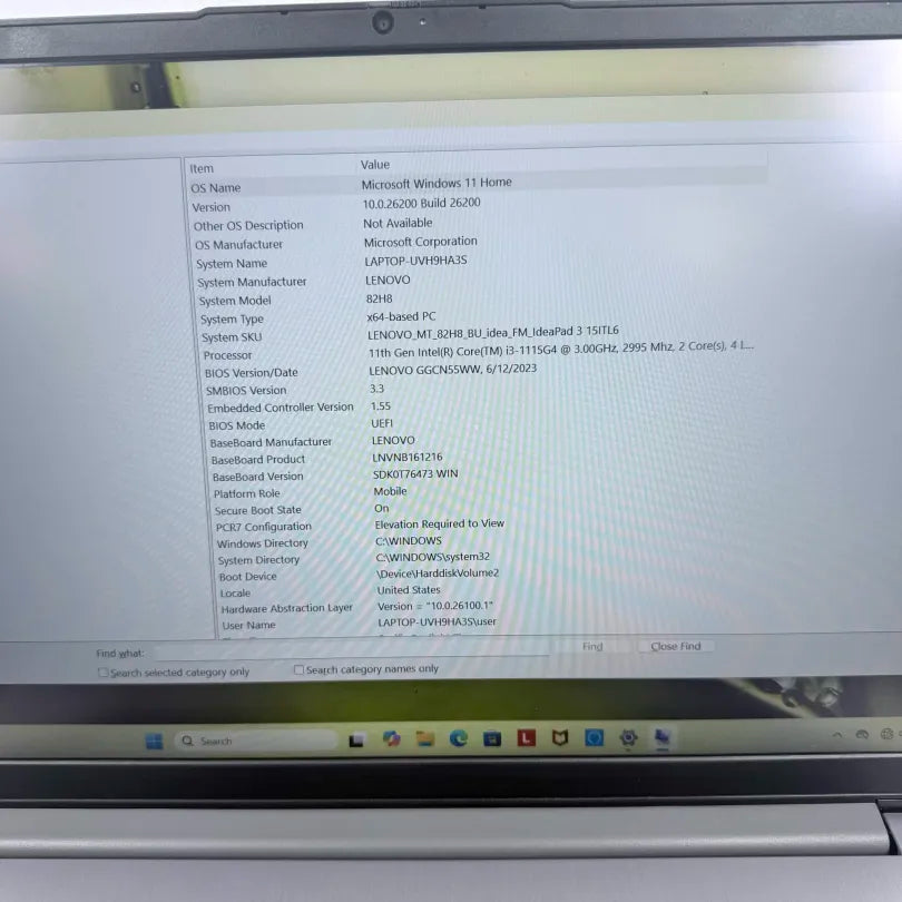 Lenovo IdeaPad 3 82H8 15.6" i3-1115G4 3.0GHz 16GB RAM 256GB SSD