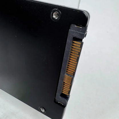 Samsung 2.5" PM983a 7.86TB U.2 PCIe 3.0 x4 (NVMe) SSD MZ-QLB7T6B