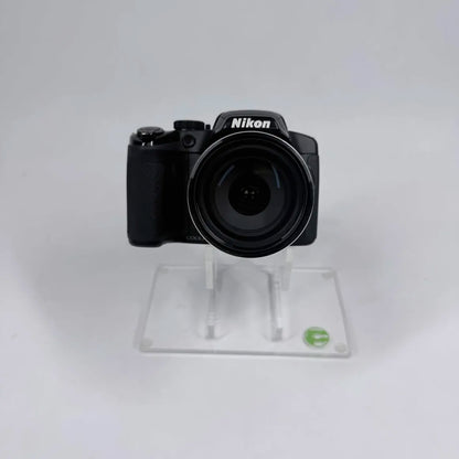 Nikon COOLPIX P510  16.1MP Digital Point And Shoot Camera