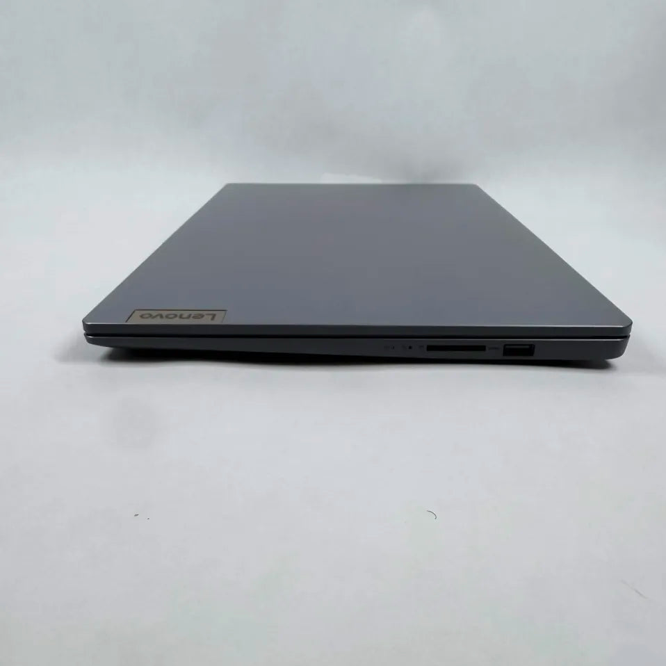 New Lenovo IdeaPad Slim 3 T04PVEC1 15.6" Ryzen 7 5825U 2.0GHz 16GB RAM 512GB SSD