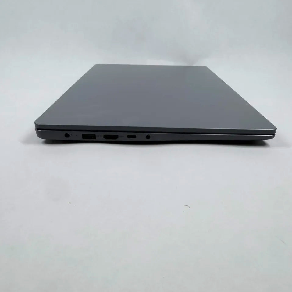 New Lenovo IdeaPad Slim 3 T04PVEC1 15.6" Ryzen 7 5825U 2.0GHz 16GB RAM 512GB SSD