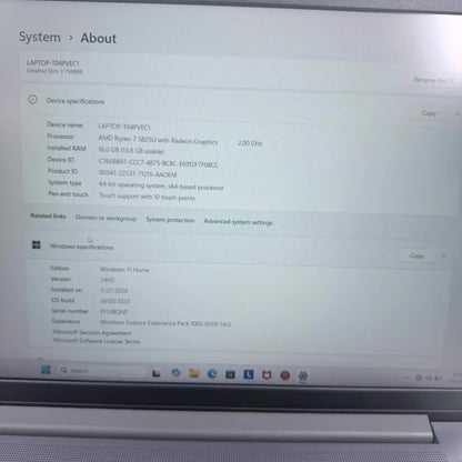 New Lenovo IdeaPad Slim 3 T04PVEC1 15.6" Ryzen 7 5825U 2.0GHz 16GB RAM 512GB SSD
