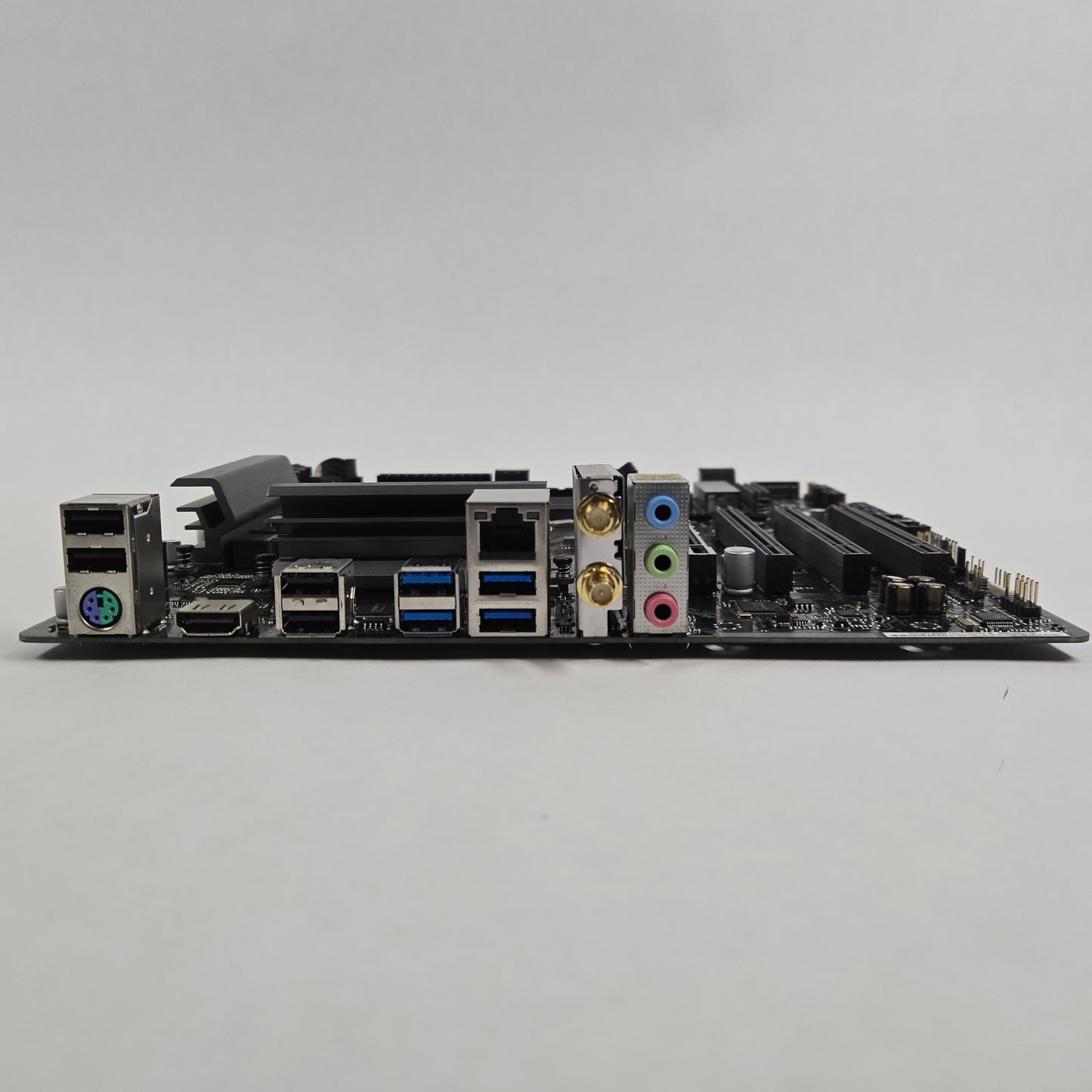 AsRock B660M-C LGA 1700 microATX Gaming Motherboard