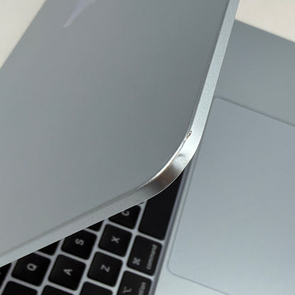 2025 Apple MacBook Air 15" M4 10C GPU 4.5GHz 16GB RAM 256GB SSD MC7A4LL/A READ