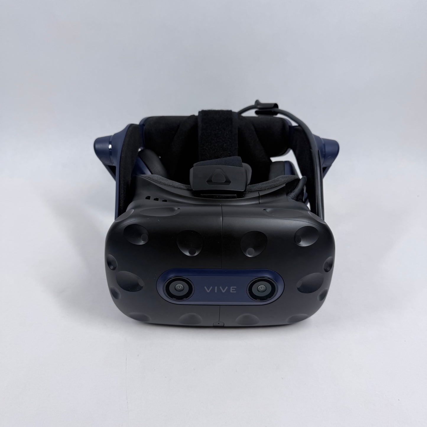 HTC Vive Pro 2 Full Kit VR System 99HASZ011-00