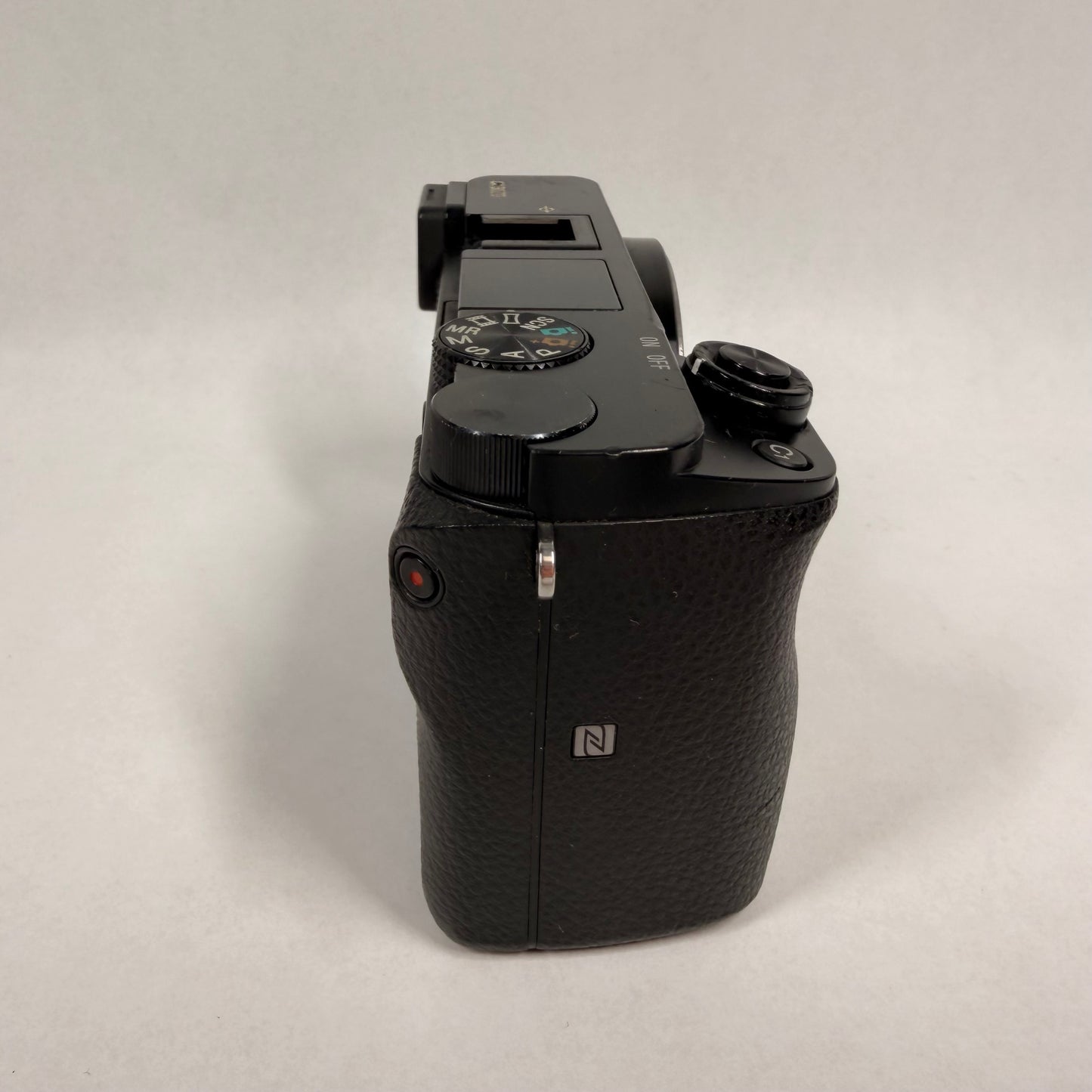 Sony Alpha A6000 24.3MP Mirrorless Digital Camera