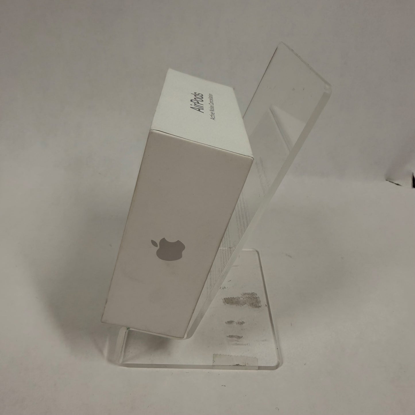 Apple AirPods 4th Gen ANC with MagSafe Charging Case A3056 A3055 A3059 MXP93LL/A