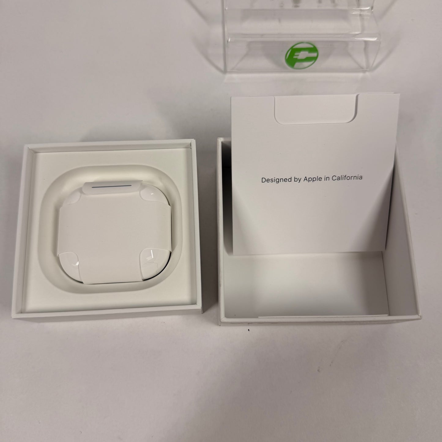 Apple AirPods 4th Gen ANC with MagSafe Charging Case A3056 A3055 A3059 MXP93LL/A